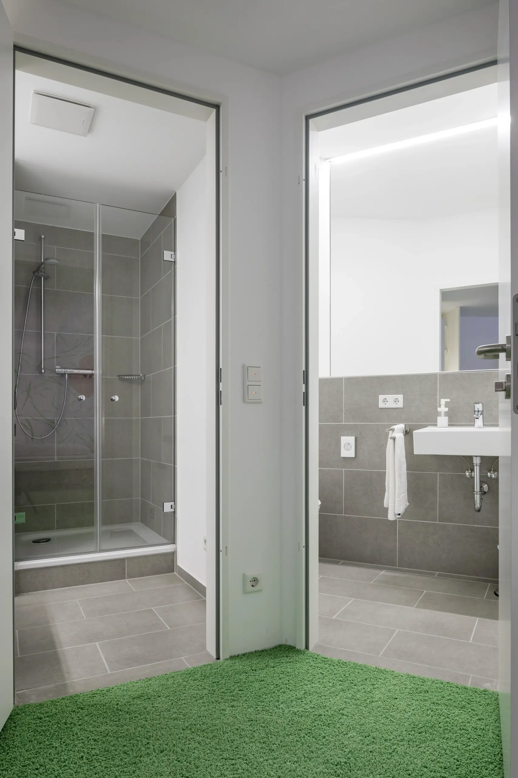 Flowers Hotels Muenster Zimmer Badezimmer 15